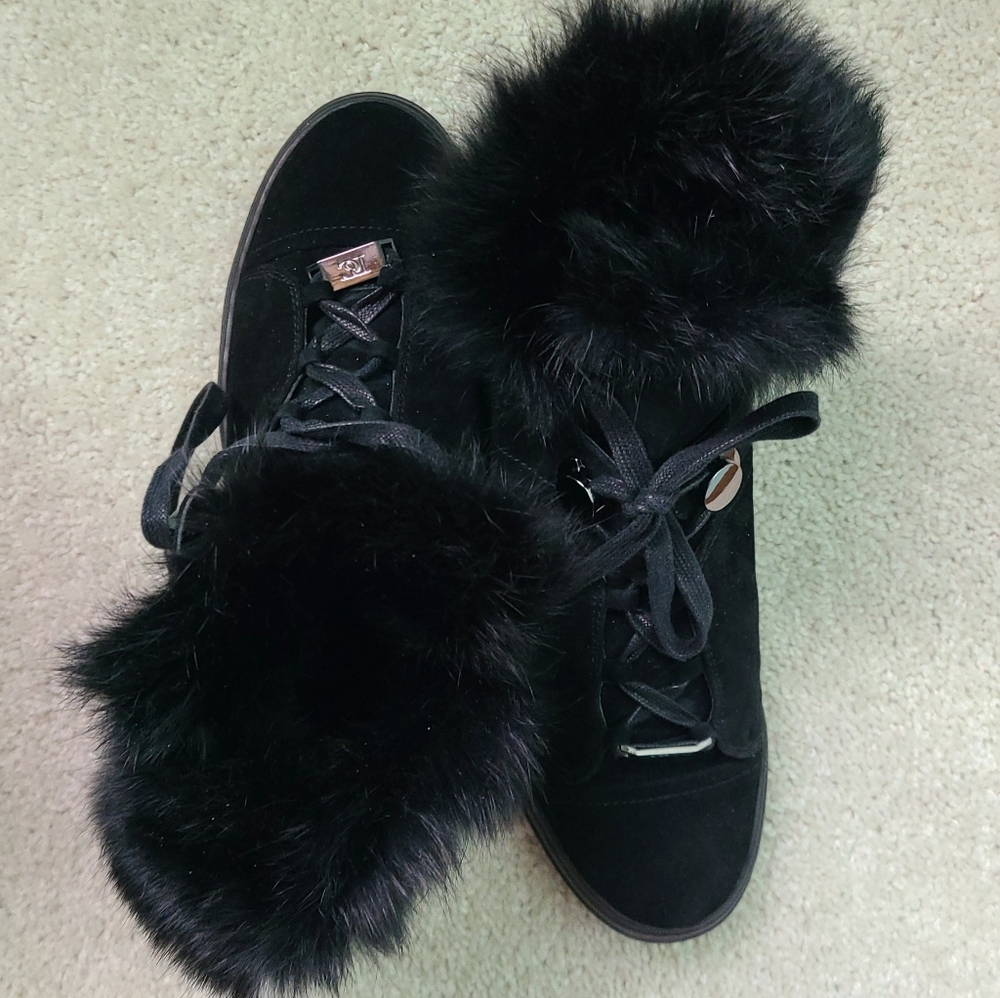 Black Suede Snow Boots with Fur size 7,5 -8